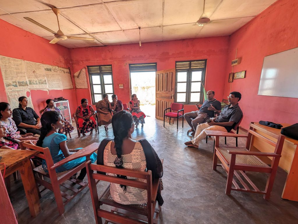 Focused Group Discussions among Women Weavers in Ampara