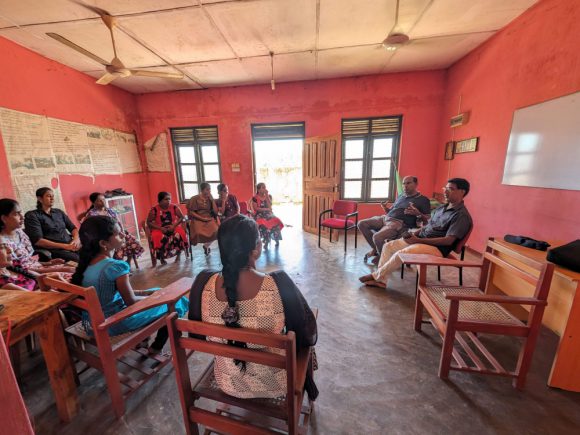 Focused Group Discussions among Women Weavers in Ampara